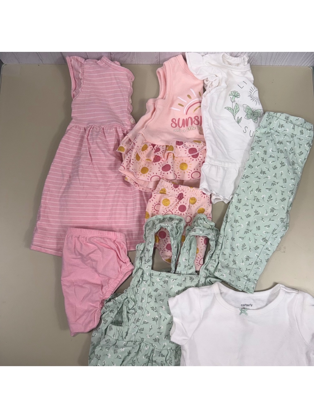 Carter’s Baby Starters Girl 6M Outfit Lot 4 Sets 8 Pc